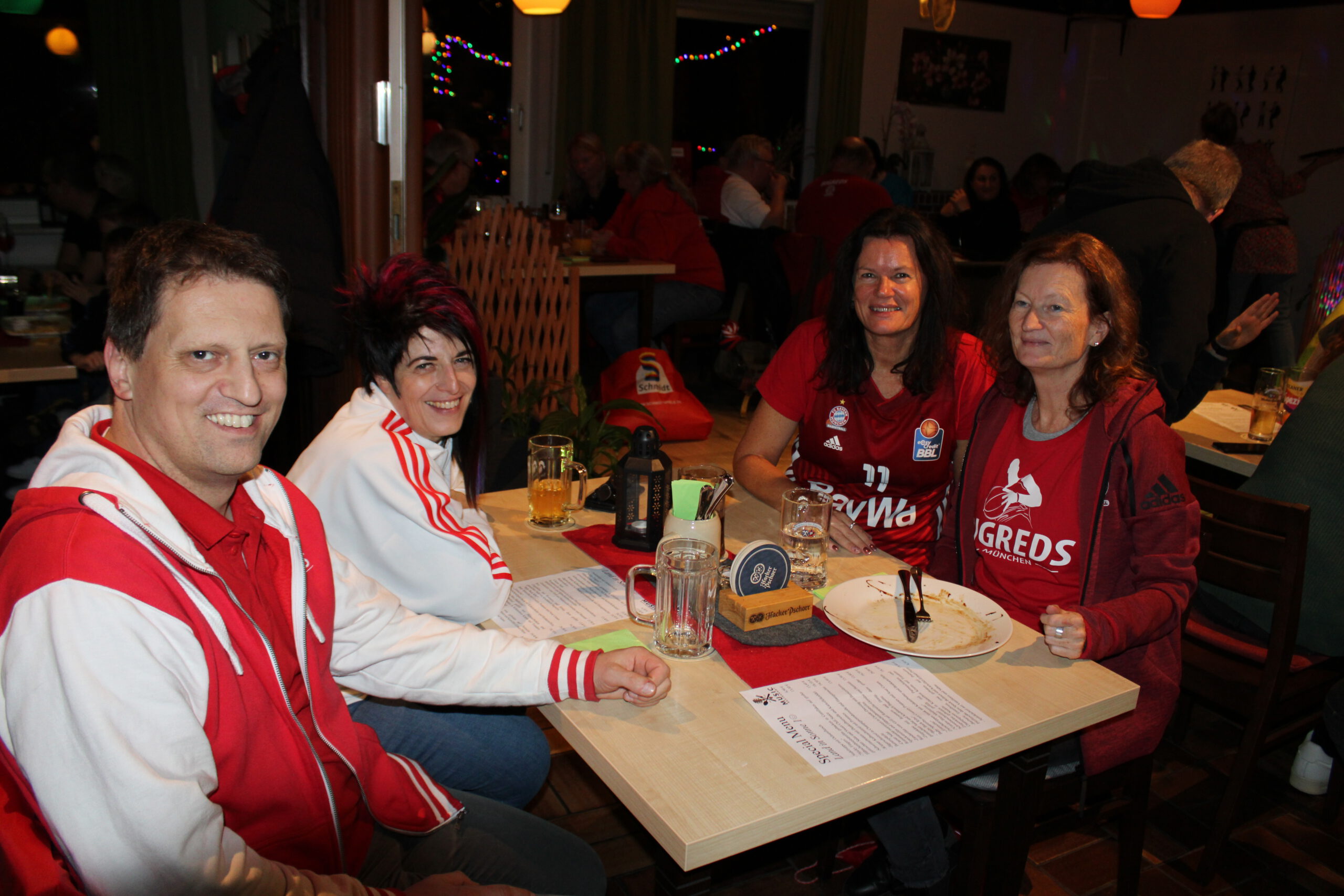 2023_meet%20and%20greet_BIGREDS